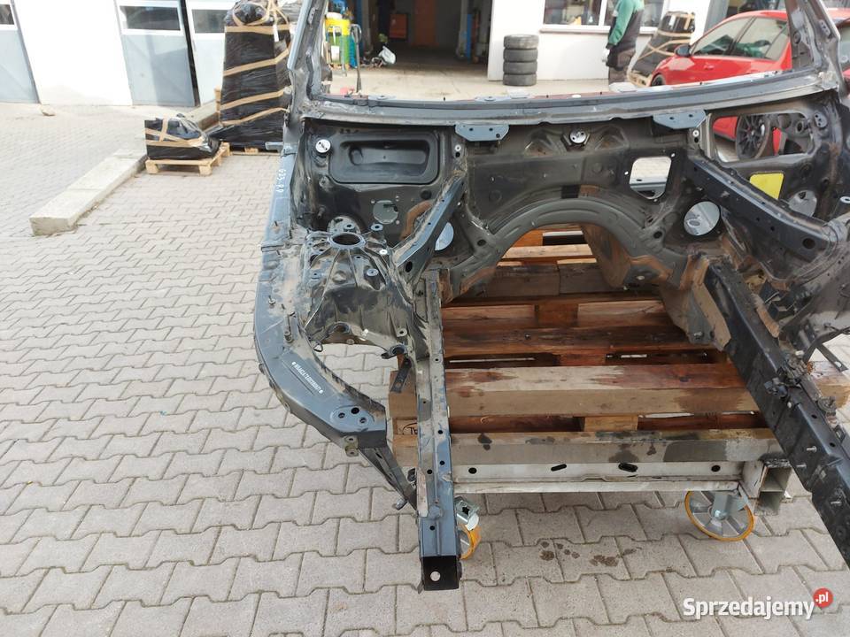 BMW G23 M440i Cabrio Podłużnica ćwiartka przód