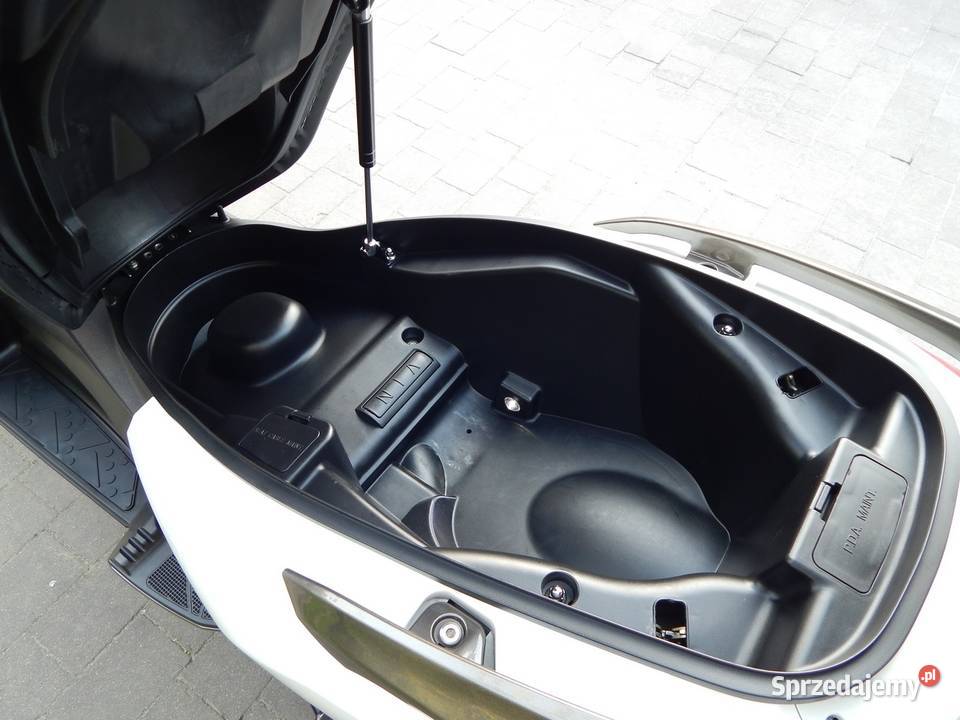 Kymco Downtown 125i ABS Kufer Givi Salon skuter Łosice sprzedam