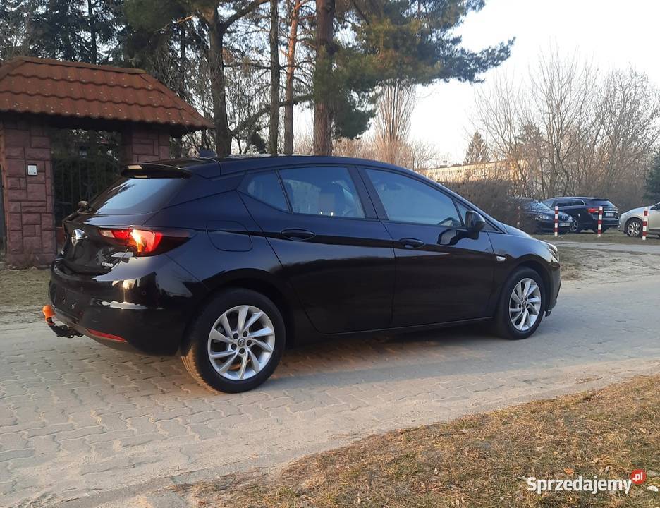 Sprzedam Opla Astrę K z 2018r 14 benzyna 125 Puławy sprzedam