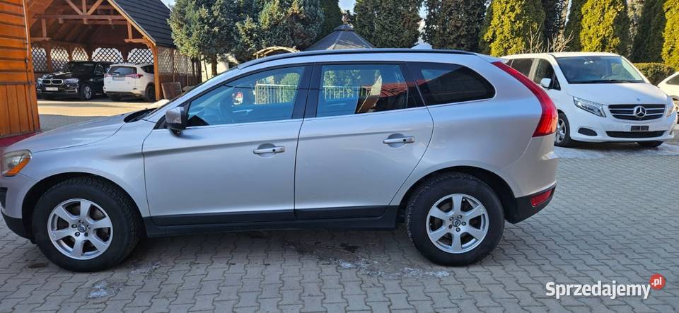 Volvo xc60 2010 garażowany