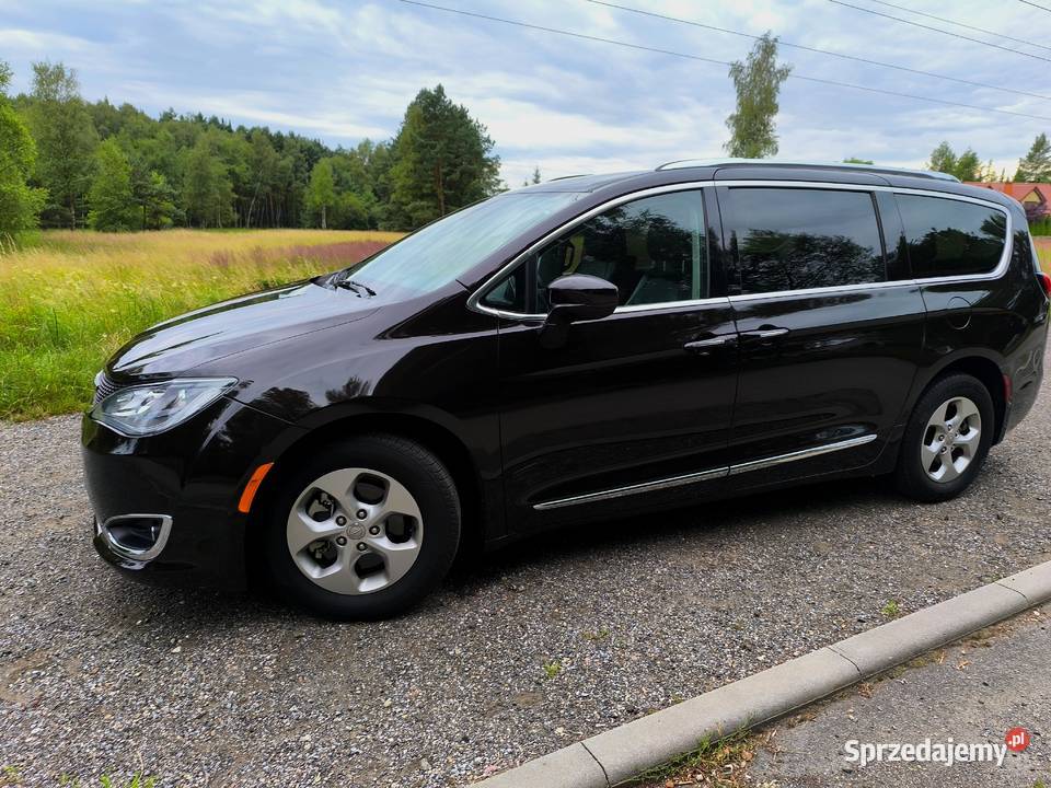 Chrysler Pacifica 2017 36 Zadbana Metalik automatyczna Pacifica Kraków sprzedam