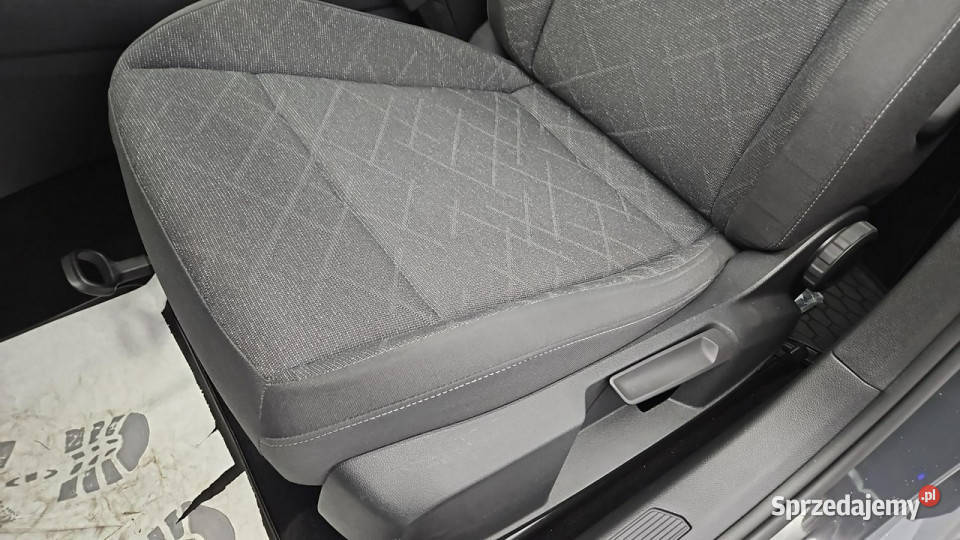 Volkswagen Golf VIII 20 TDI Life Z Polskiego manualna Golf Warszawa