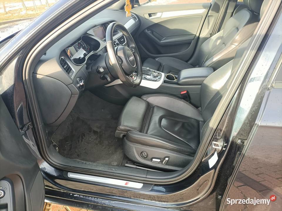 Audi a4 b8 Rok produkcji 2013 Jaroszyn sprzedam
