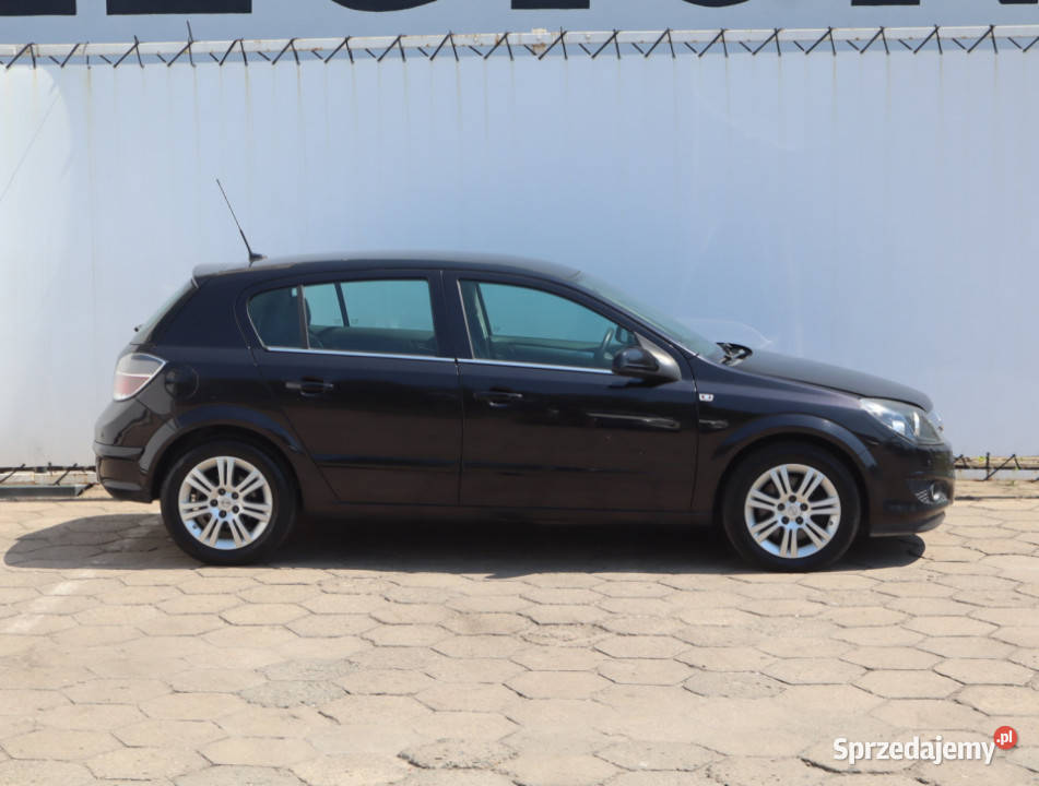 Opel Astra 19 CDTI nawigacja łódzkie Łódź sprzedam