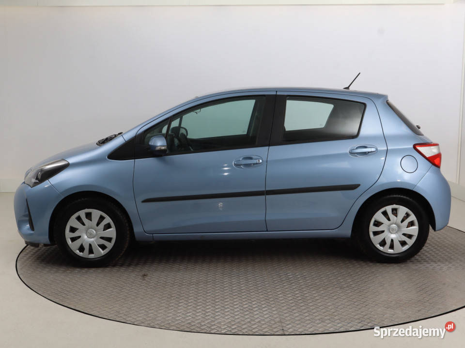 Toyota Yaris 10 VVTi nieuszkodzony Yaris Bielany Wrocławskie