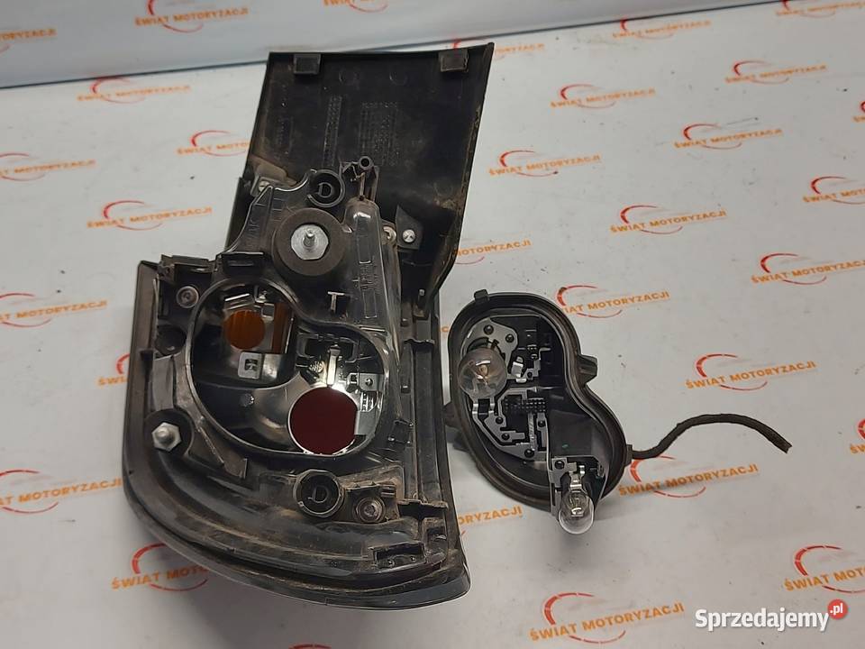 OPEL ASTRA K 18r lampa lewa tył 39015943 osobowe