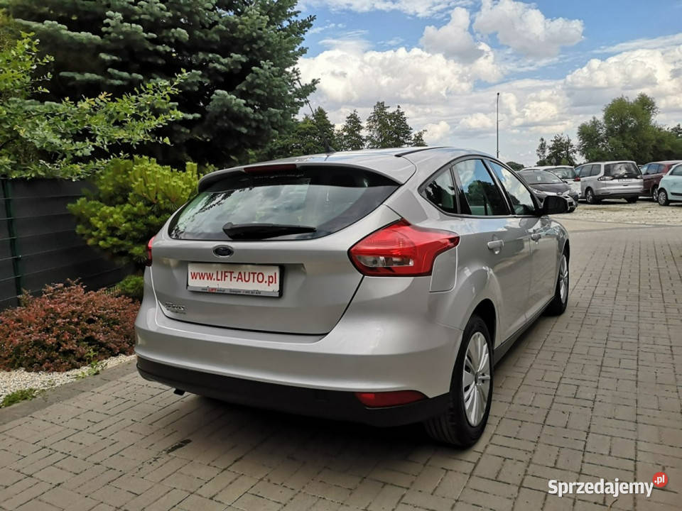 Ford Focus 16 16V Benzyna Klima Podgrz szyby bluetooth Strzegom