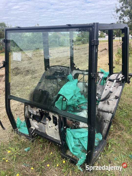 Kabina rama szyba MASSEY FERGUSON Jeżowe