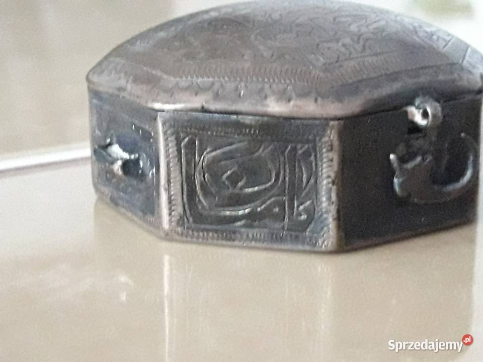 Islam XIX wieczny srebrny amulet Koranu Janów Lubelski