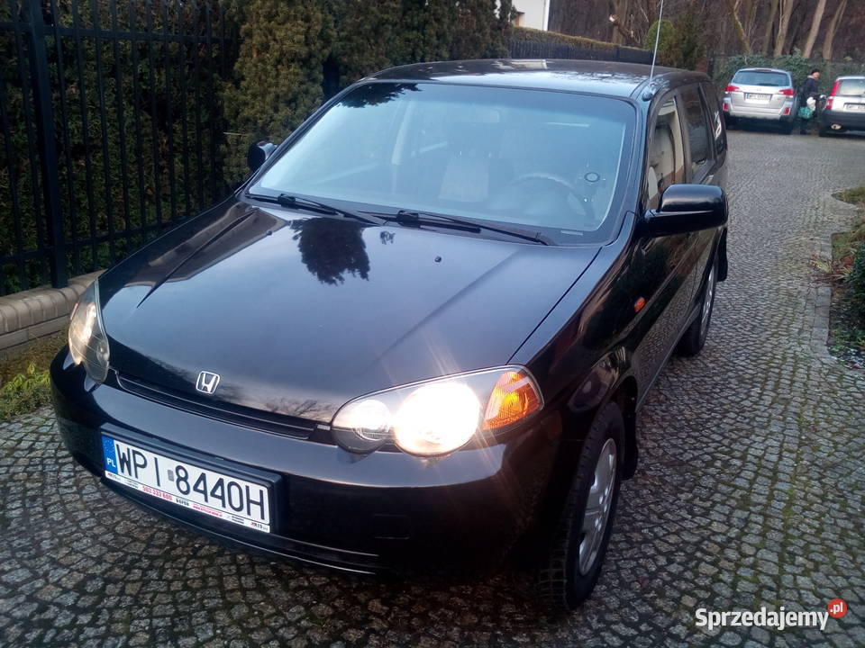 HONDA HRV 2001 16 benzyna 4x2 w stanie CD HR-V mazowieckie Konstancin-Jeziorna