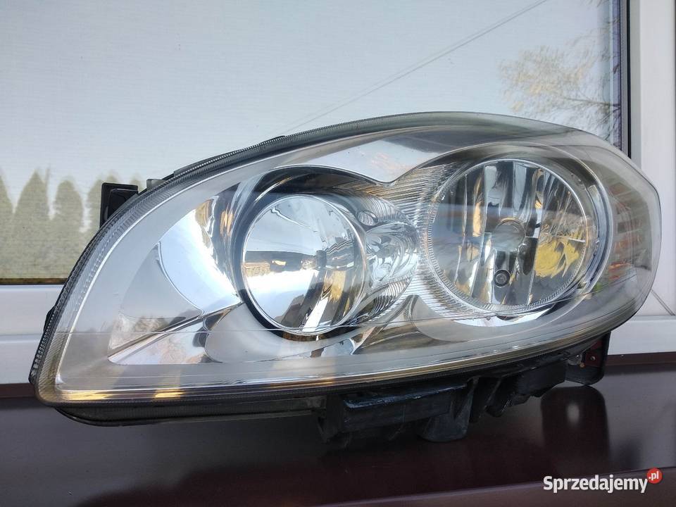 Fiat Linea lampa przednia lewa reflektor przód osobowe