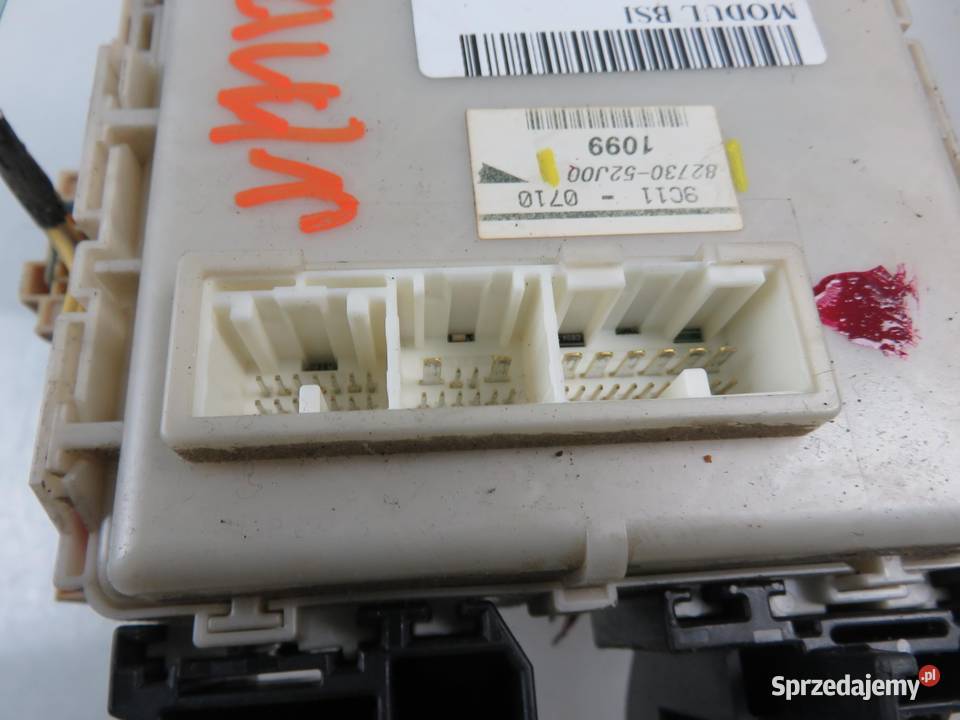 BSI TOYOTA URBAN CRUISER 14 D4D 4WD 8273052J00 osobowe małopolskie