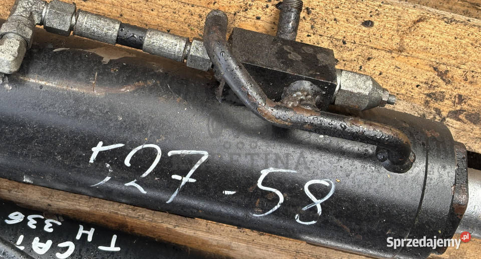 JCB 52758 52758 527 58 Siłownik Wychyłu Łyżki Jastrzębniki sprzedam