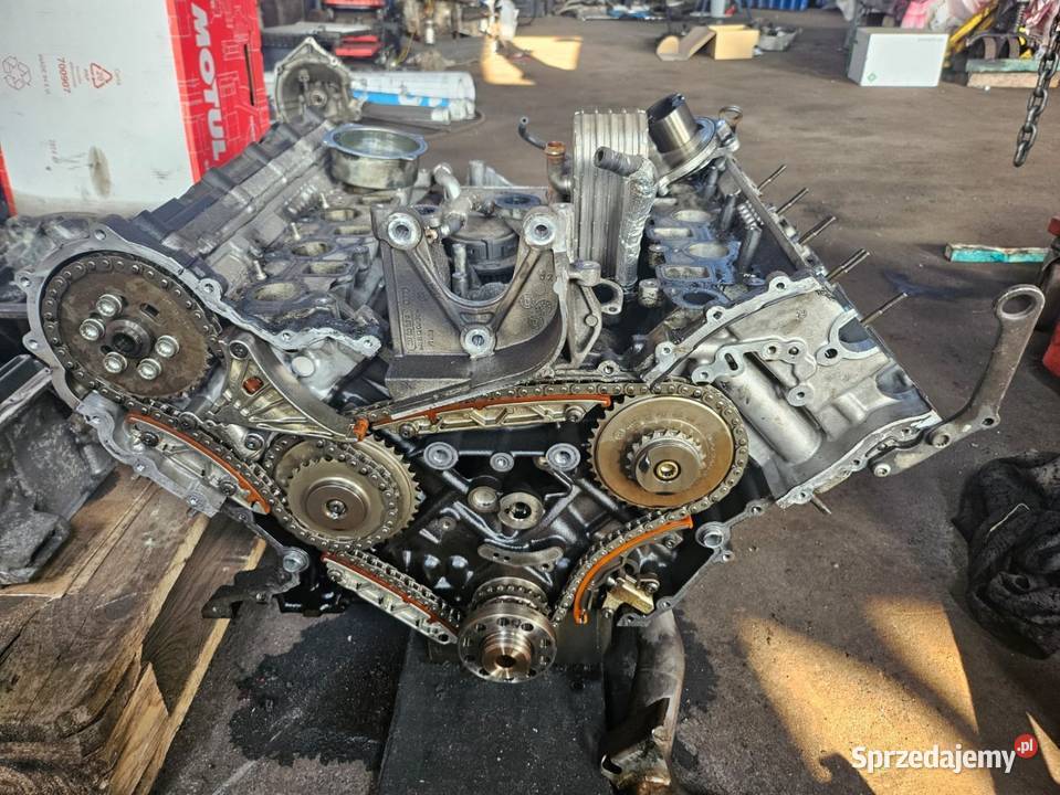Silnik audi q7 2007 42 A8 uszkodzony Q7 Zalewo