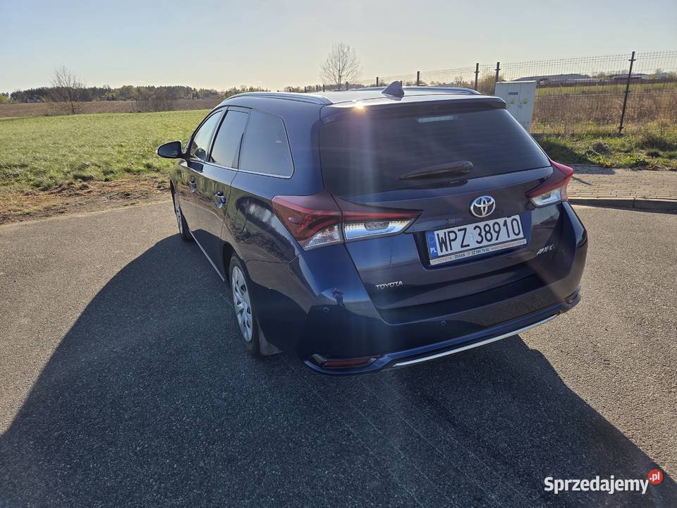 Toyota Auris kombi 16 z LPG immobilizer Przasnysz