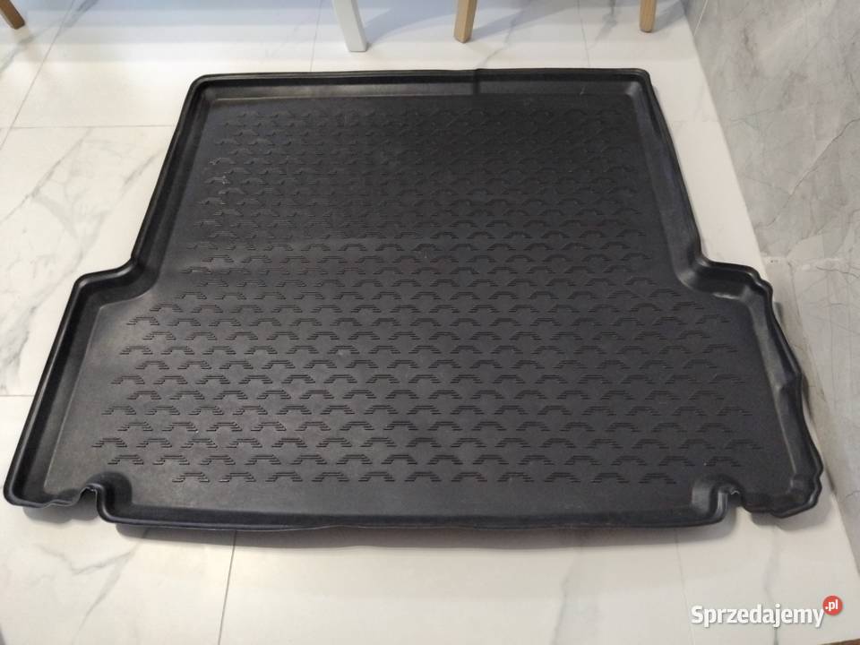 BMW E91 E91 LCI Mata Bagażnika 51 47 0402 412 wielkopolskie