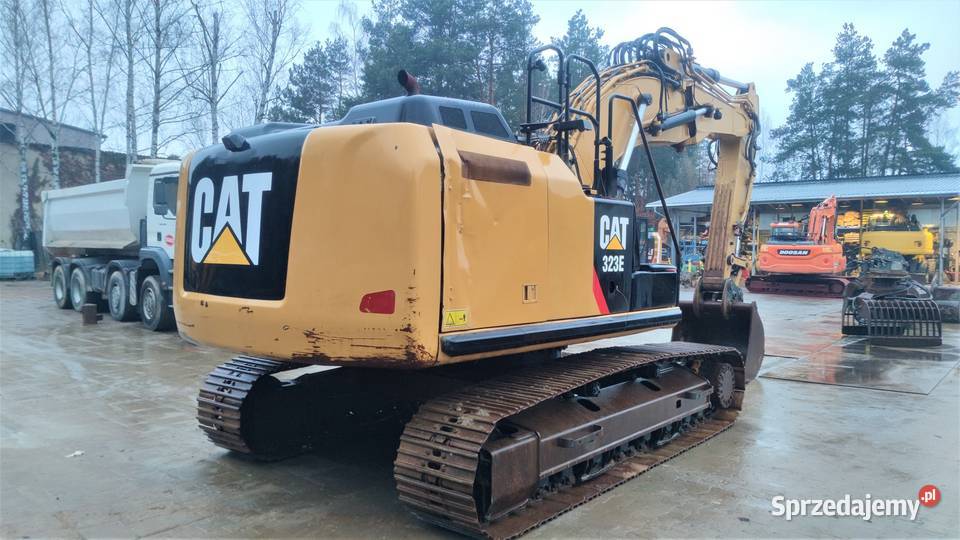 Koparka gąsienicowa CATERPILLAR 323E CAT 323 E świętokrzyskie sprzedam