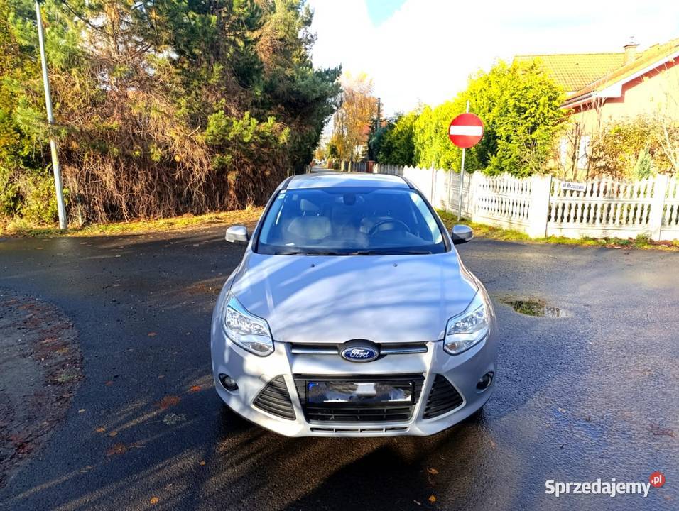 Ford Focus 2014r benzyna navi grzane fotele Legnica sprzedam