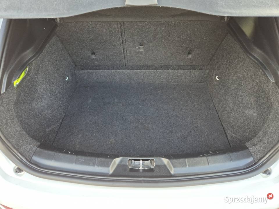 Volvo V40 Momentum 2015r 20D D2 120 Serwis Led Puławy