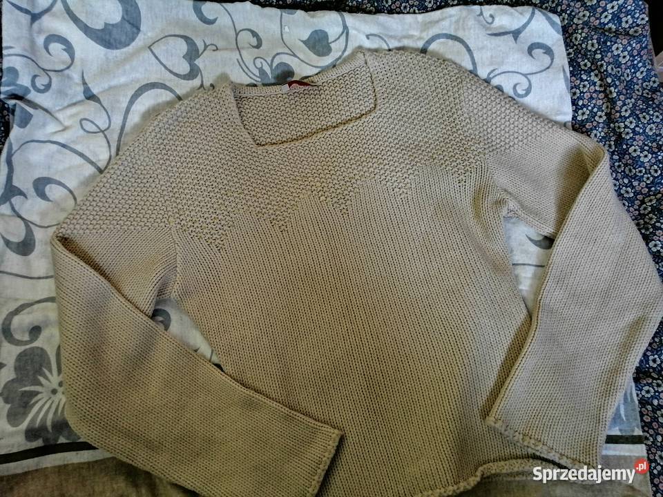 Sweter z cekinami delikatnymi dekolcie Beżowy Tk brązowy/beżowy Leszno sprzedam