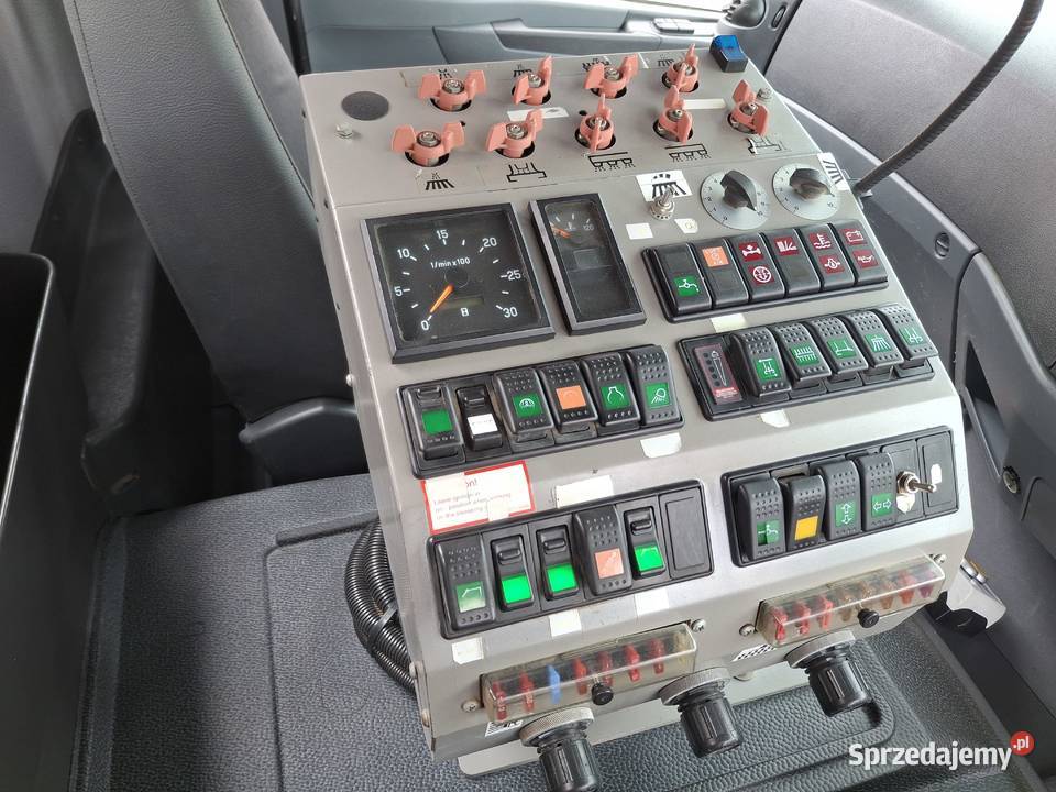 MercedesBenz Axor 1823 Zamiatarka Bucher Sierakowice