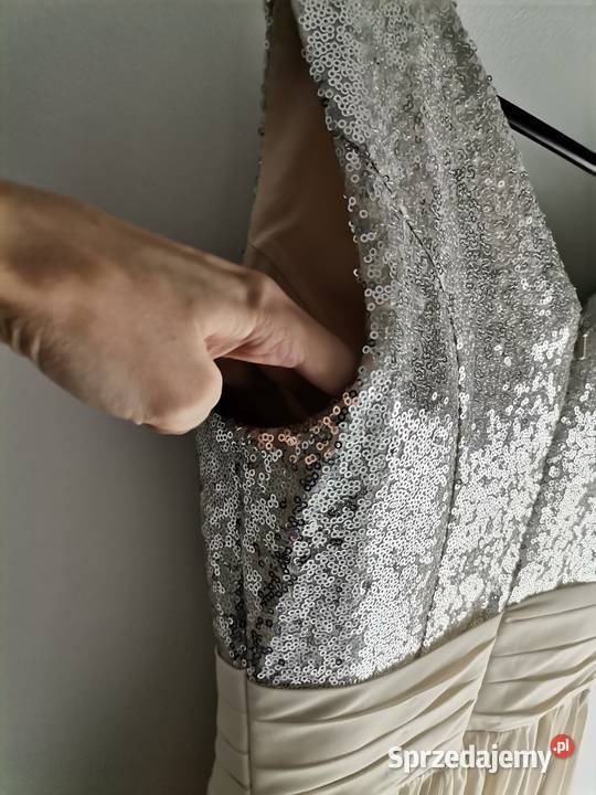 Elegancka długa suknia ślubna wieczora S Szamotuły