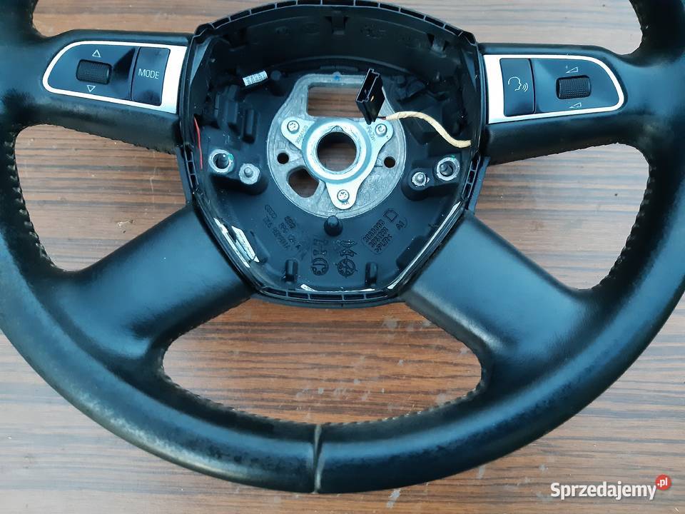 A5 8T Kierownica Skora multifunkcja Poduszka Rok produkcji 2010