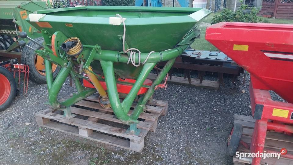 ROZSIEWACZ do nawozu AMAZONE F 604R oświetlenie Przymiłowice