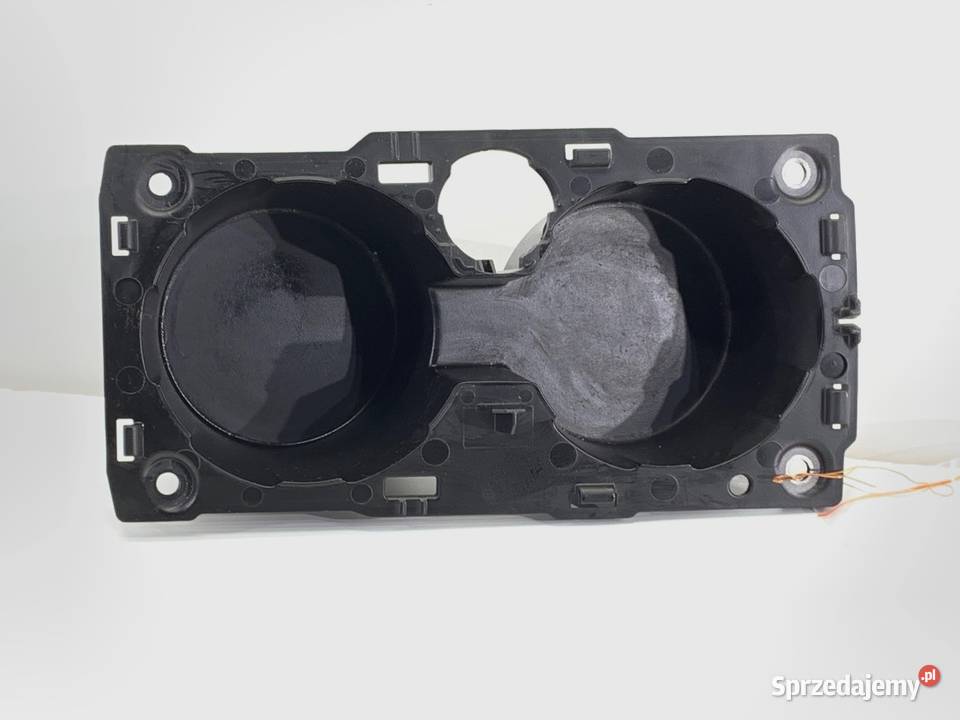 UCHWYT NA NAPOJE VOLVO V40 Hatchback KUBKI