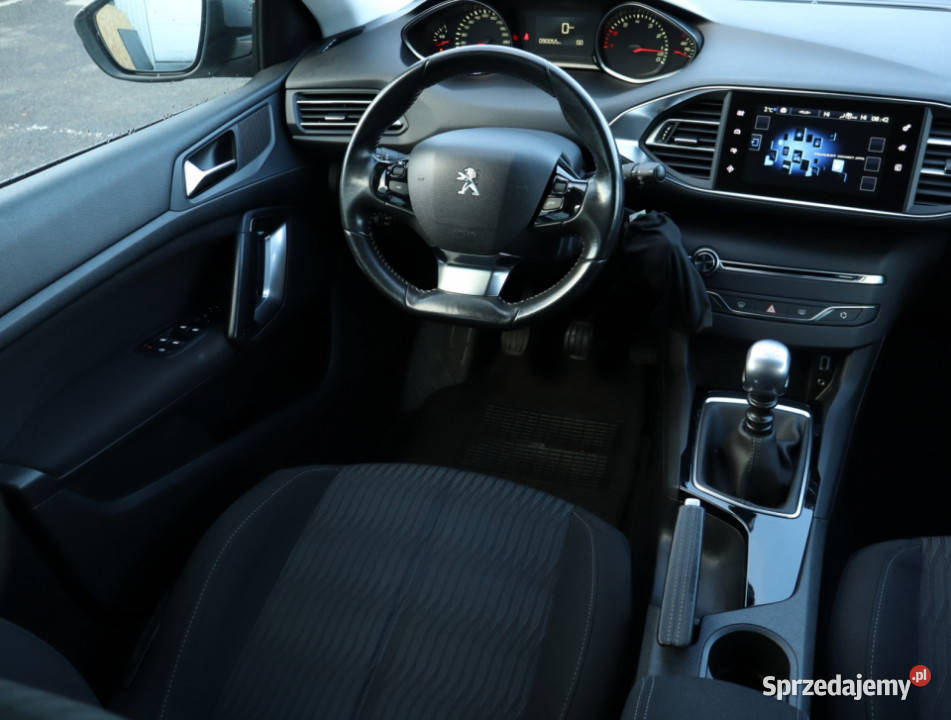 Peugeot 308 12 PureTech manualna Lublin