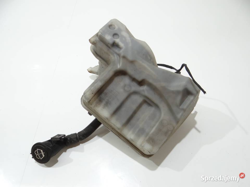 ZBIORNICZEK PŁYNU DO SPRYSKIWACZY BMW E61 LCI Strzyżewice