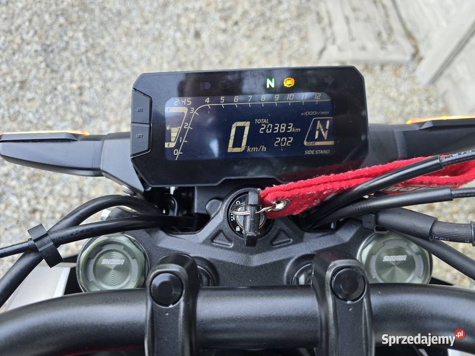 Honda cb125r PIĘKNA sportowy dolnośląskie Sobótka