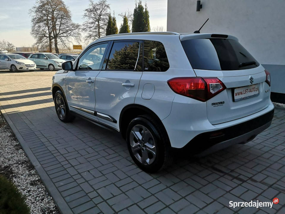 Suzuki Vitara 16 Benzyna 120 Klimatronik Salon światła do jazdy dziennej Strzegom sprzedam