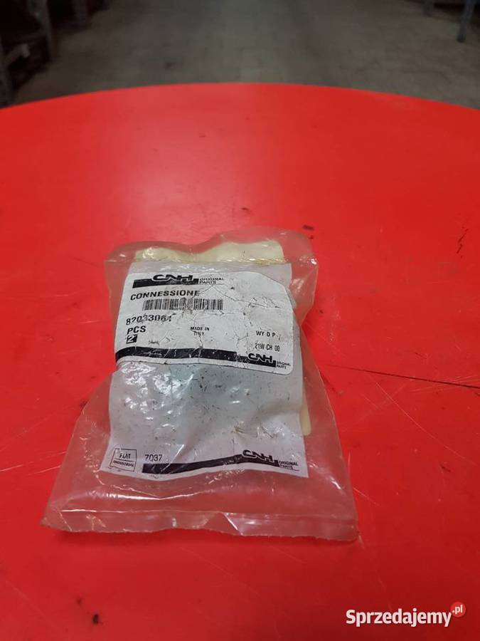 82033061 Złączka CNH Holland Sulechów sprzedam