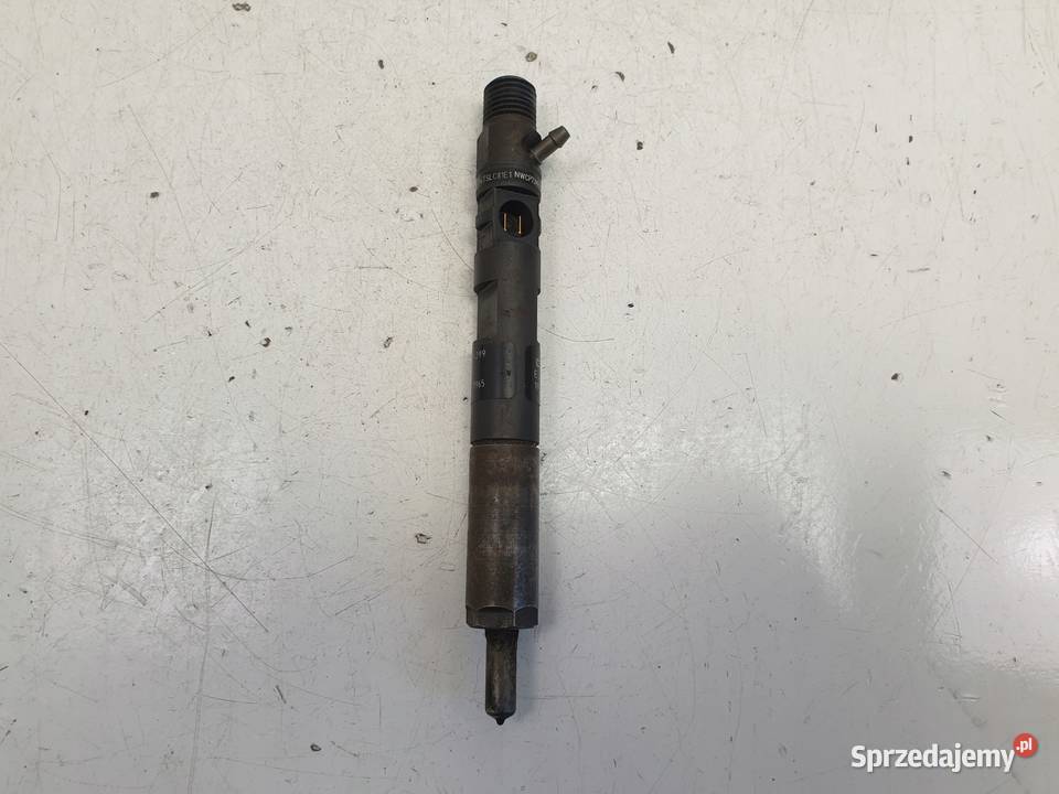 WTRYSKIWACZ Renault Megane III 15 DCI EJBR05601D