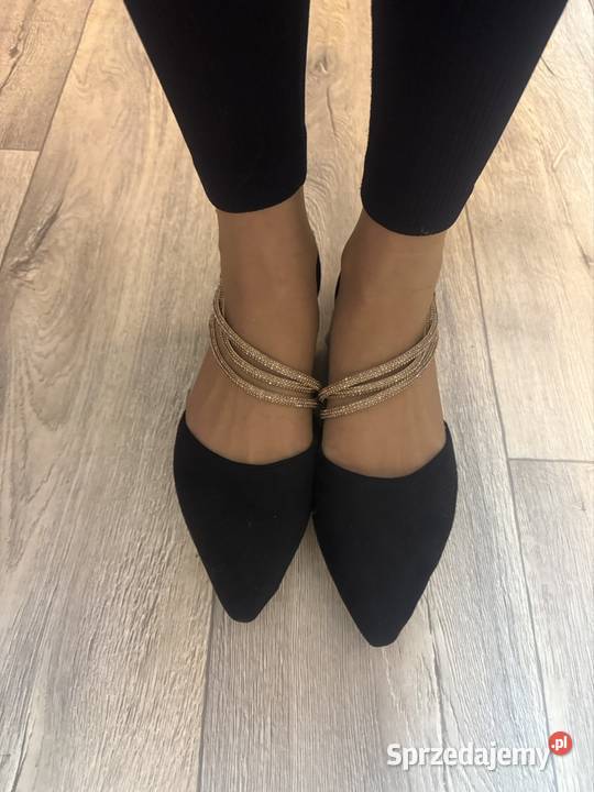 4243 Czarne bogato zdobione baleriny wieczorowe Kraków