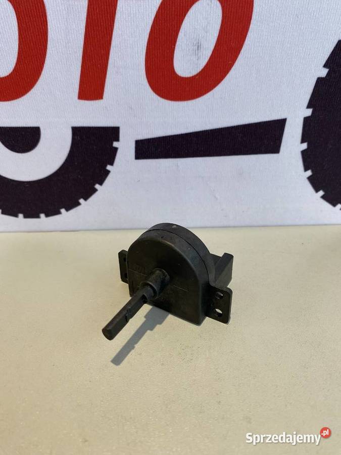 Przełącznik dmuchawy klimatyzacji Massey Białystok