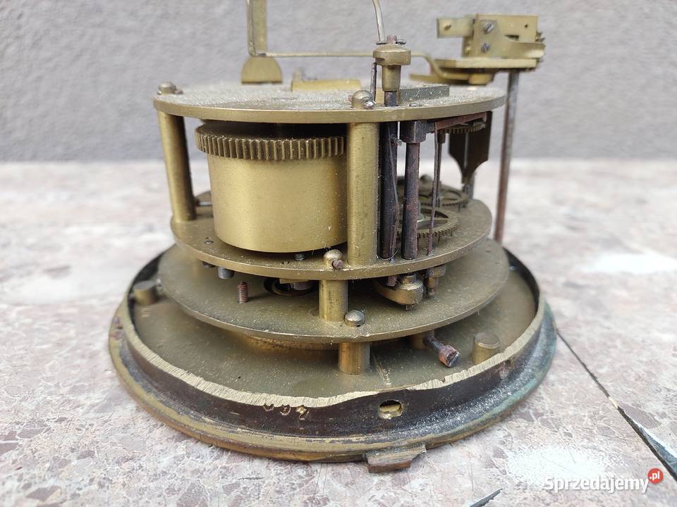 M137 Mechanizm starego zegara kominkowego pomorskie