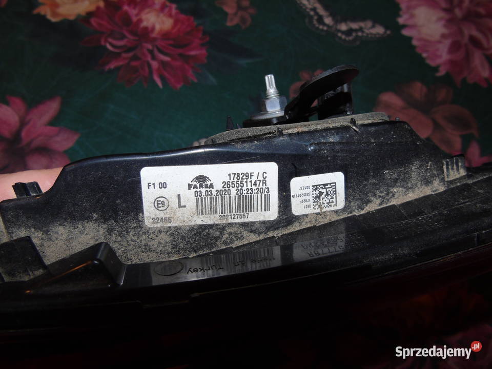 Renault Clio V Lampa Klapy Lewa Tył 265551147R Rok produkcji 2020 Radziszów sprzedam