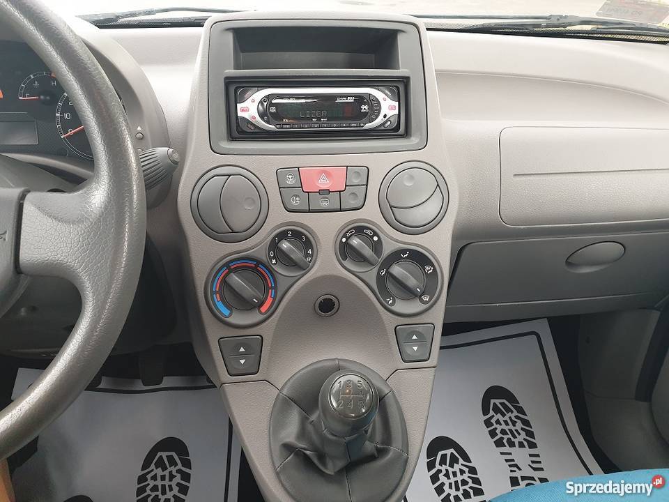 Fiat Panda 12 Benzyna 2003 II wł Ksiązka benzyna Poznań