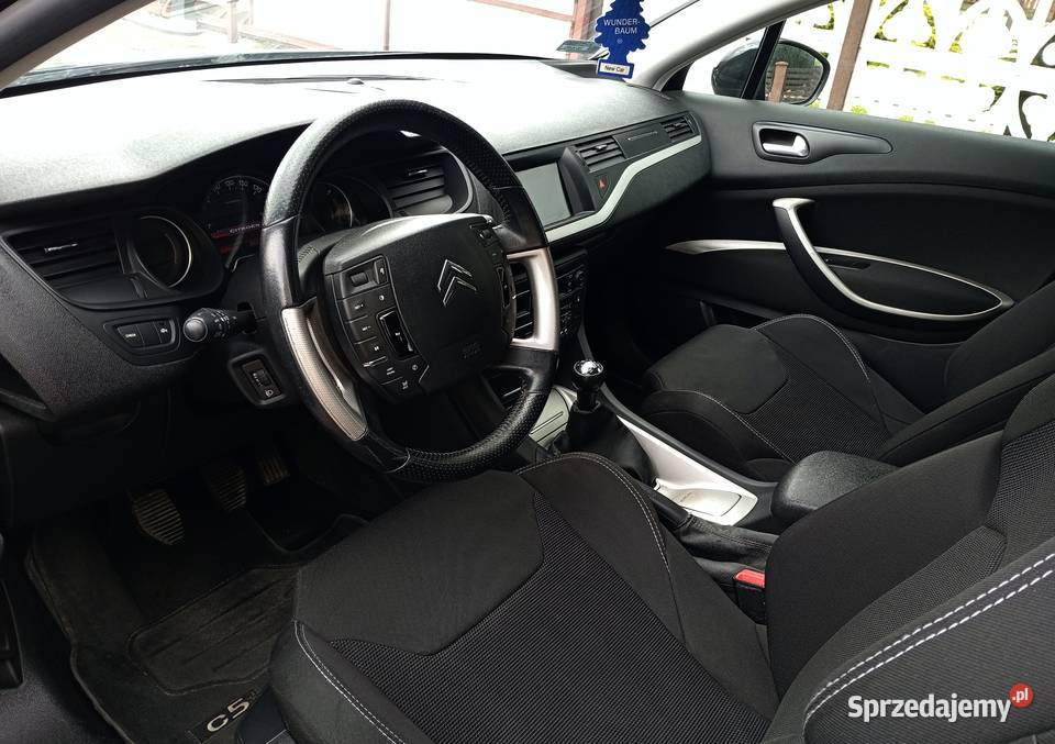 Citroen C5 16 HDI Sedan Prywatny Doinwestowany czarny świętokrzyskie Krajno Pierwsze
