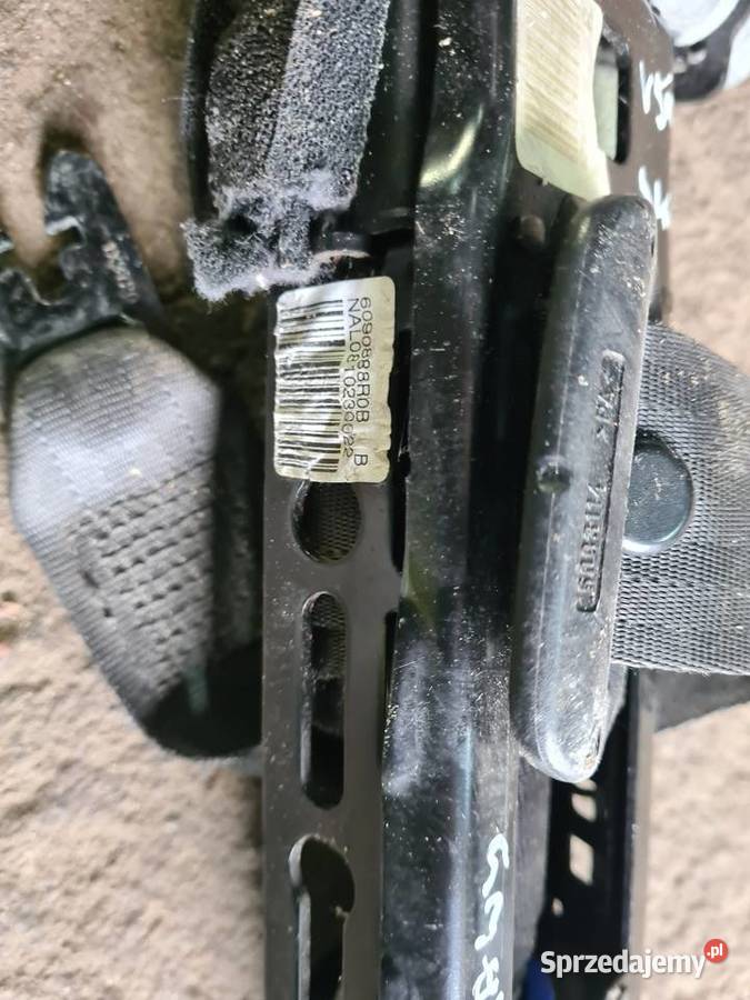 Volvo V50 S40 C30 czarny Pas Bezpieczeństwa Strzyżówka sprzedam