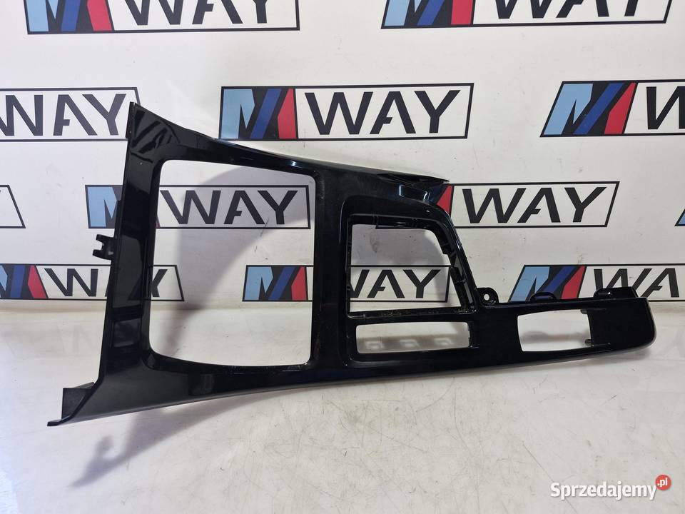 9292547 BMW X1 F48 DEKOR RAMKA OSŁONA TUNELU