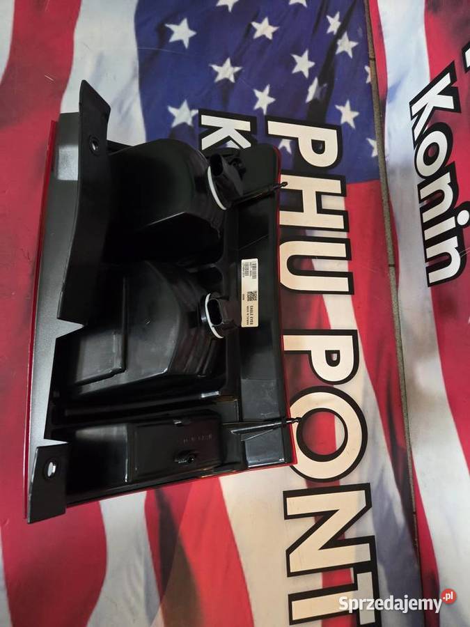 LAMPA TYLNA NOWA L R DODGE GRAND CARAVAN 0810 R Lampy tylne wielkopolskie Kawnice