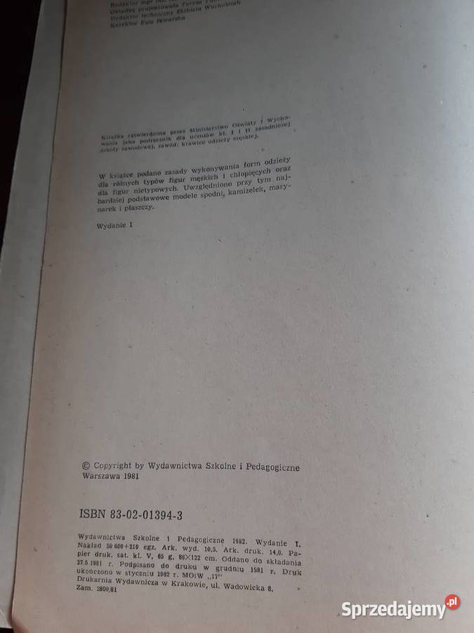 Konstrukcja i modelowanie odzieży męskiej tradycyjny podręcznik Poznań sprzedam