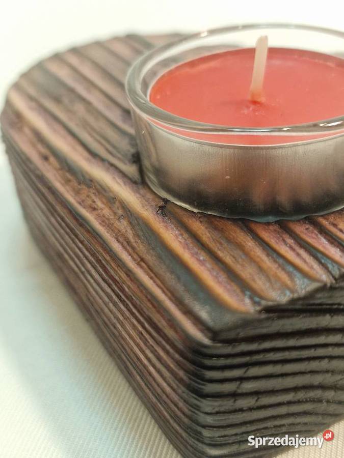 Świecznik drewniany serce mahoniowy na tealight Świeczniki