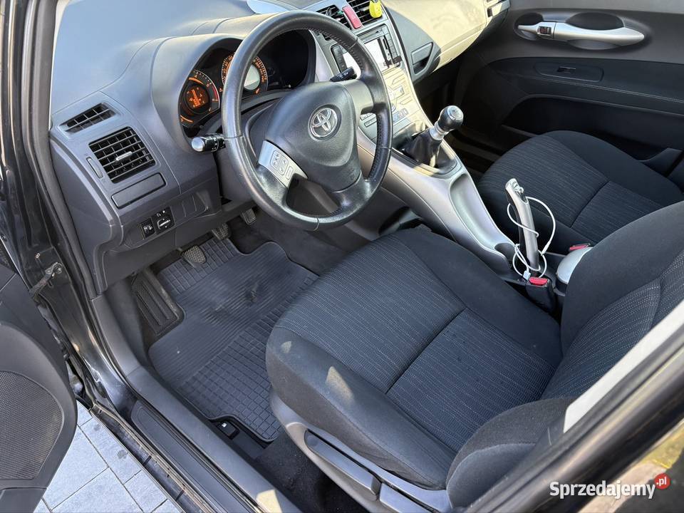 Toyota Auris 14 d4d manualna świętokrzyskie sprzedam