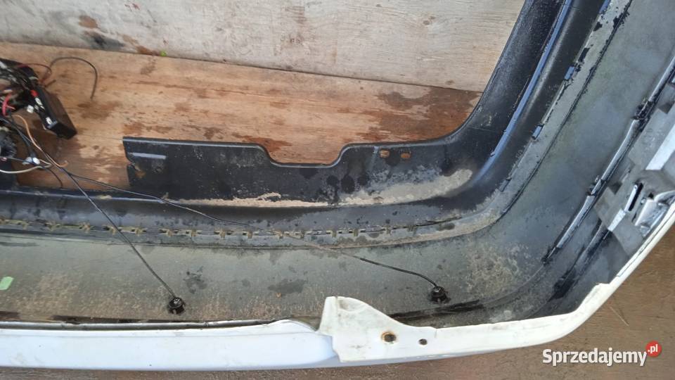 VW BORA SEDAN ZDERZAK TYŁ LA7W osobowe Pasy przednie i tylne Zbierkowo sprzedam
