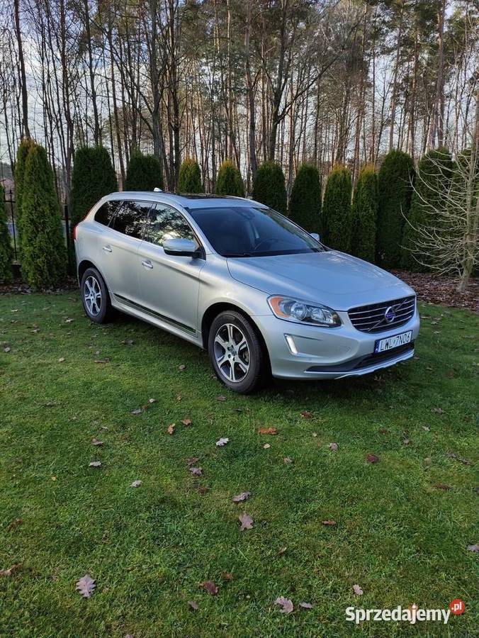 Volvo XC60 30 T6 AWD Lift lubelskie