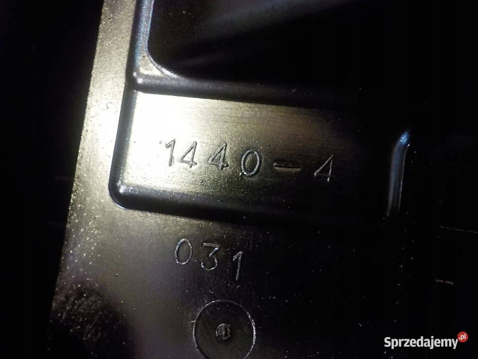 QASHQAI XTRAIL 20 B 09r 141 MR20 pokrywa zaworow